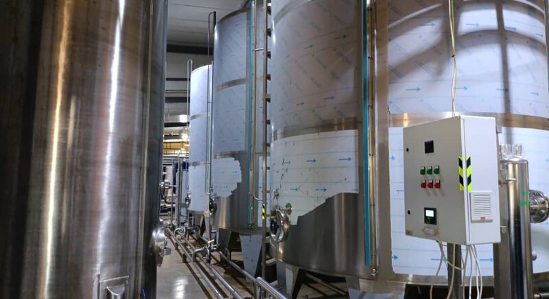 خط إنتاج مصنع آرين - عملية تعبئة المياه الجوفية